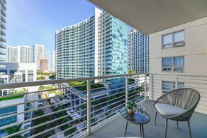 Apartment, 2 Bedrooms | City view - Modern Condos in Midtown Miami (Miami)