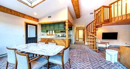 2BR/2BA Suite + Loft · Full Kitchen · Fireplace · Private Deck · Sleeps 6+