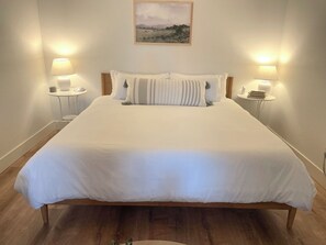 1 chambre, fer et planche à repasser, Wi-Fi, draps fournis