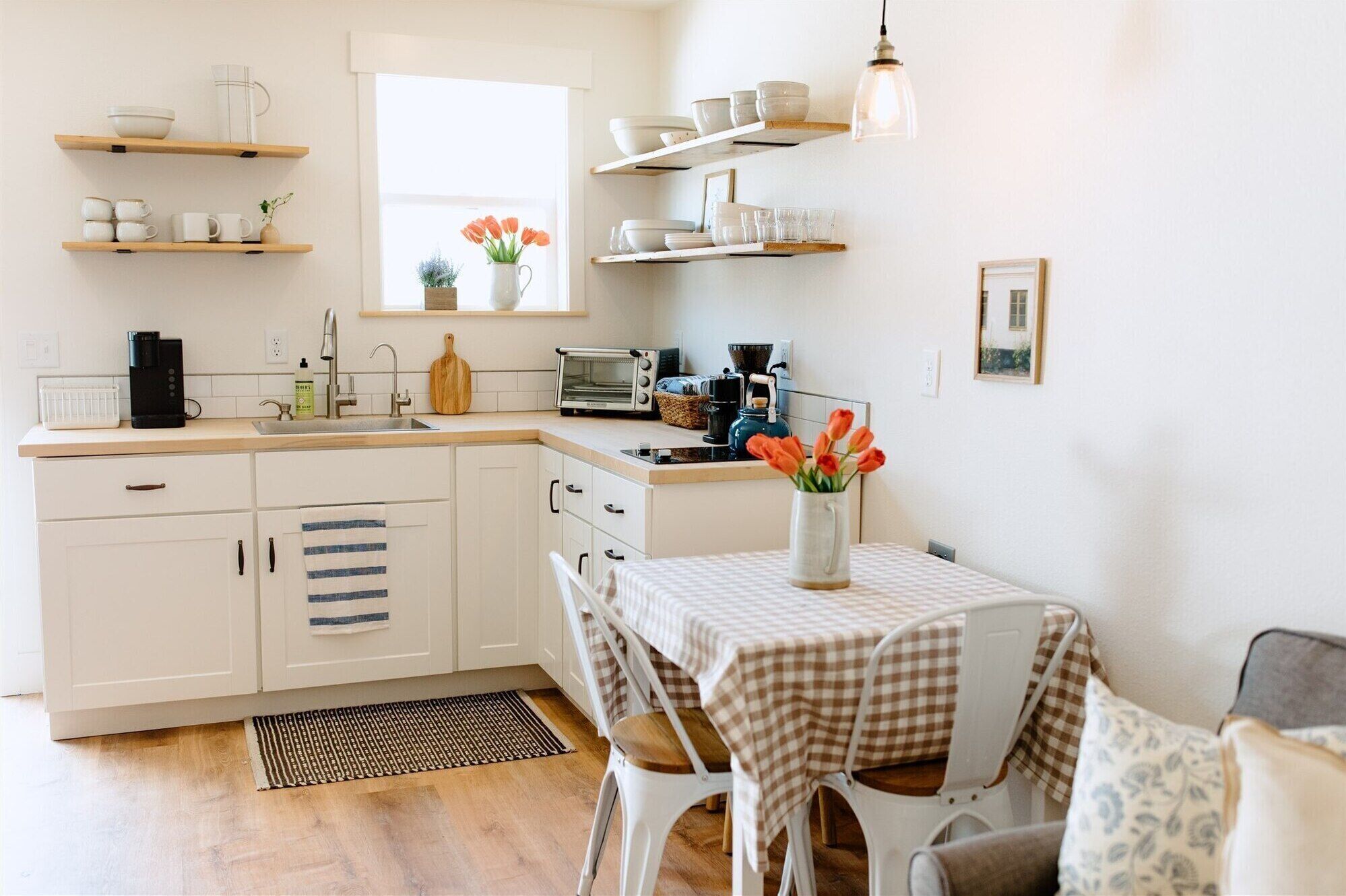 Fridge, microwave, coffee/tea maker, toaster