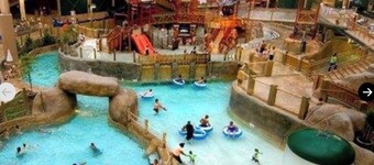 Sleeps 12, beautiful resort!