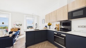 Apartment (2 Bedrooms) | Private kitchen | Microwave, oven, stovetop, dishwasher - No. 4 Croft House - Luxury 2 Bed Apartment - Tenby (Tenby)