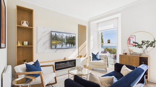 No. 4 Croft House - Luxury 2 Bed Apartment - Tenby