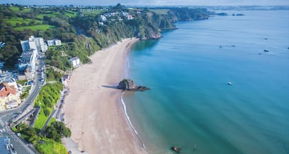 No. 4 Croft House - Luxury 2 Bed Apartment - Tenby