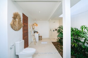 Basic Villa, Multiple Beds | Bathroom - Villa L at Seseh (Munggu)