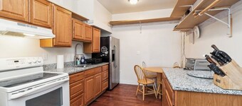 1 bedroom, 1 full bath shower, double vanity, full kitchen, eat in kitchen, deck