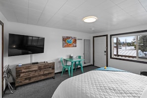 1 Schlafzimmer, Reisekinderbett, WLAN, Bettwäsche