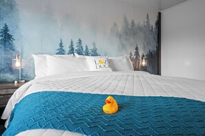 1 bedroom, travel crib, WiFi, bed sheets