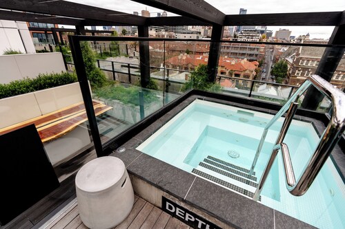 Zephyr Condo Oasis with Heated Pool-Gym-Office