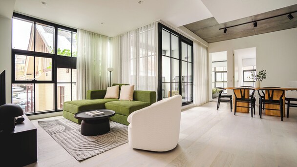 Role of CBD in Wellness Retreats: Indulge in Serene Luxury