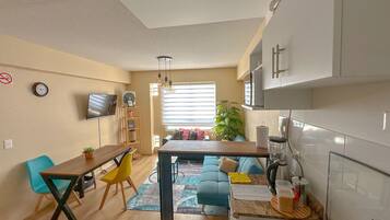 1 bedroom, laptop workspace, free WiFi