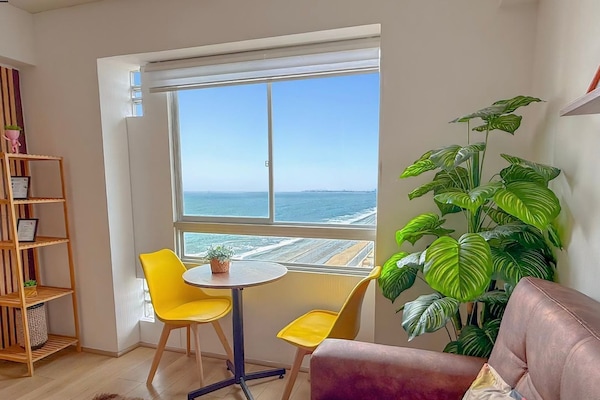 Executive Apartment | Living room | 43-inch LCD TV with digital channels, Netflix, streaming services