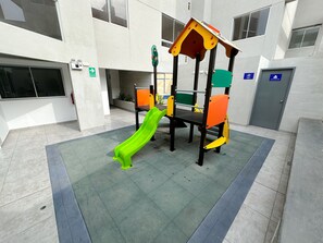 Executive Apartment | Terrace/patio