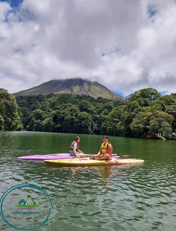 Rowing - Hospedaje Peña del Arenal (La Fortuna)