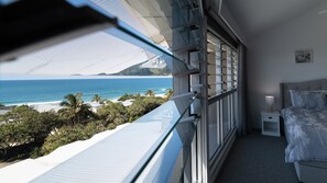 3 bedrooms, WiFi, bed sheets - 10 Andari Sunshine Beach Beachside Luxury Home (Noosa)