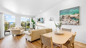 Smart TV - 3 Andari Sunshine Beach Modern Apt 1 Min Beach (Noosa)