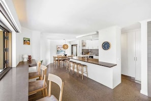 Dining - Salt Luxury Location (Noosa)