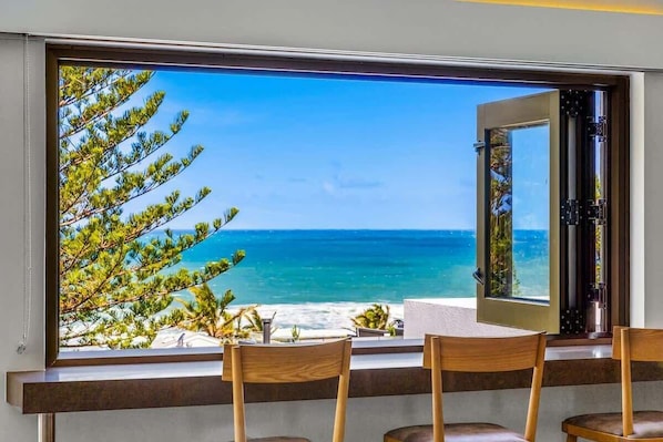 Interior - Salt Luxury Location (Noosa)