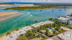 Exterior - Beautiful Apt in Luxe Beachside Noosa Resort (Noosa)