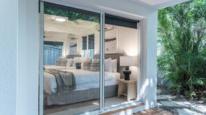 3 bedrooms, WiFi - Spirit on Sunshine Interior Designed at Beach (Noosa)