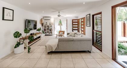 2 Elanda Street, Sunshine Beach