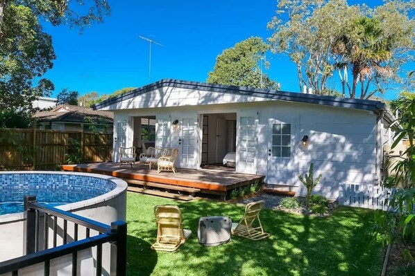 Terrace/patio - The River Shack Vintage Luxe Right Beside River (Noosa)