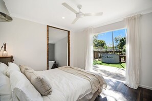 4 chambres, fer et planche à repasser, draps fournis