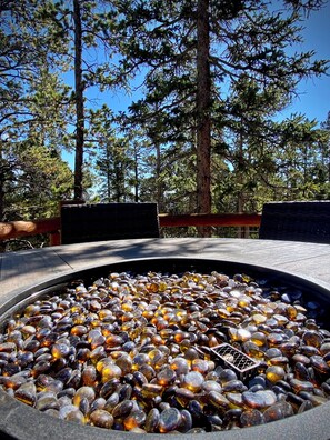 Tina de hidromasaje al aire libre