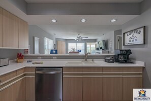 Interior - 2BR WALK-IN ~ Golf Course View ~ Centrally Located ~ FREE TICKETS INCLUDED! (FW11-3) (Branson)