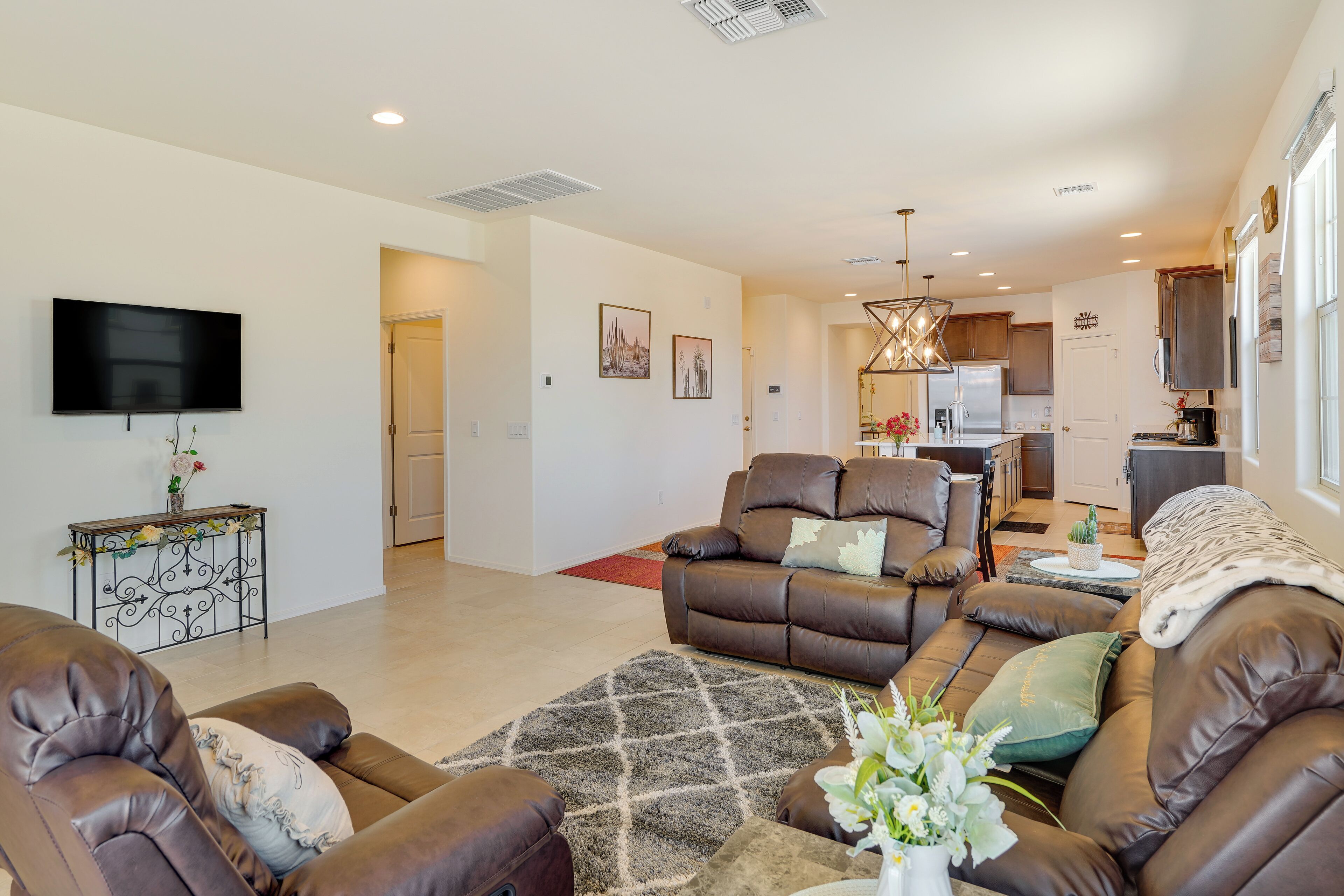 Modern Tucson Retreat w/ Patio & Community Pool!