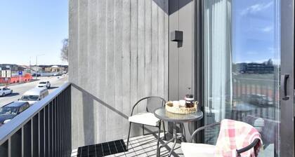 Worcester Terrace Seven-Top inner city location