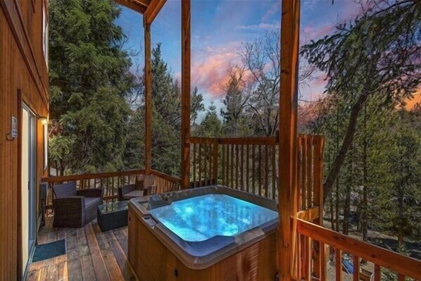 Bain à remous extérieur