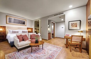 Junior Suite -  The Alana Hotel Malang (Malang)