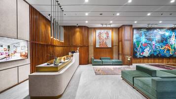 المنشأة من الخارج