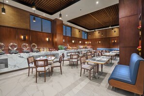 Restaurant - The Alana Hotel Malang (Malang)