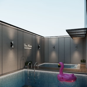 Piscine extérieure