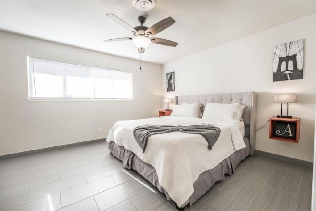 3 bedrooms, iron/ironing board, free WiFi, bed sheets