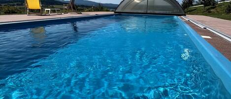 Piscine intérieure