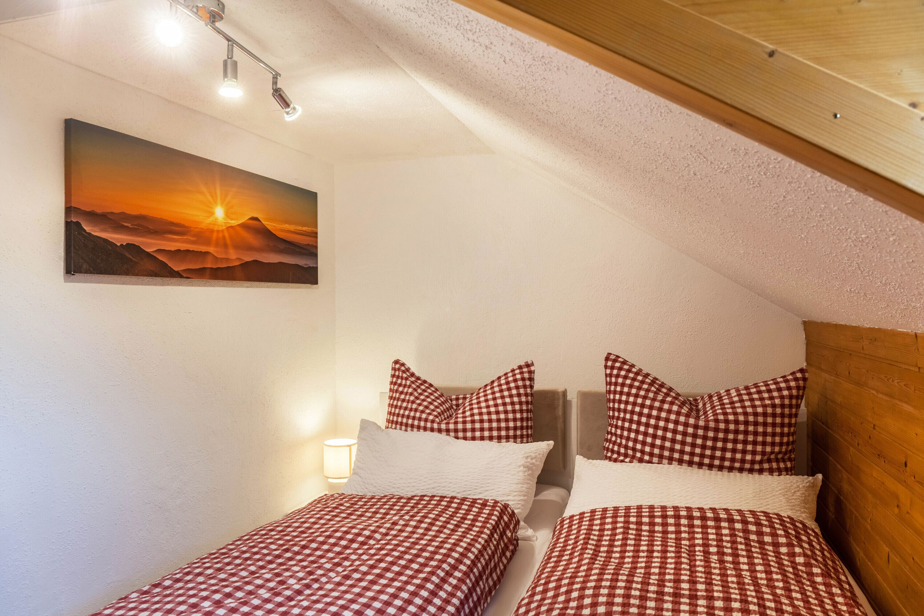 1 quarto, Wi-Fi de cortesia, roupa de cama