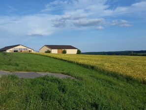 Exterior - Vacation apartment, 52 sqm, 1 bedroom, 1 living/bedroom, max. 4 persons (Künzelsau)