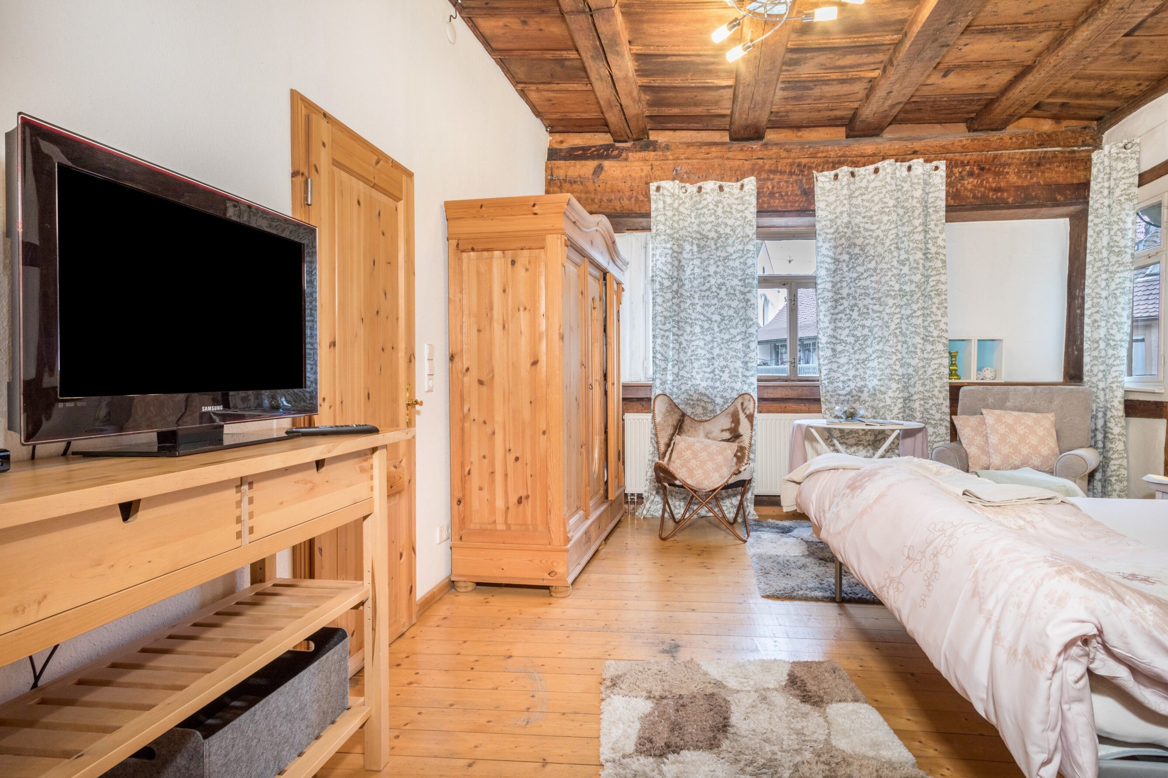 1 chambre, fer et planche à repasser, Wi-Fi gratuit, draps fournis