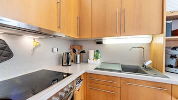 冰箱、烤箱、炉灶、茶具/咖啡用具
