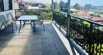 Ocean-View Retreat for Family Getaways