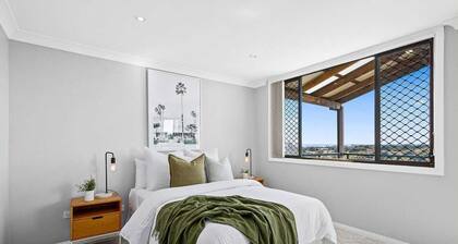 Ocean-View Retreat for Family Getaways