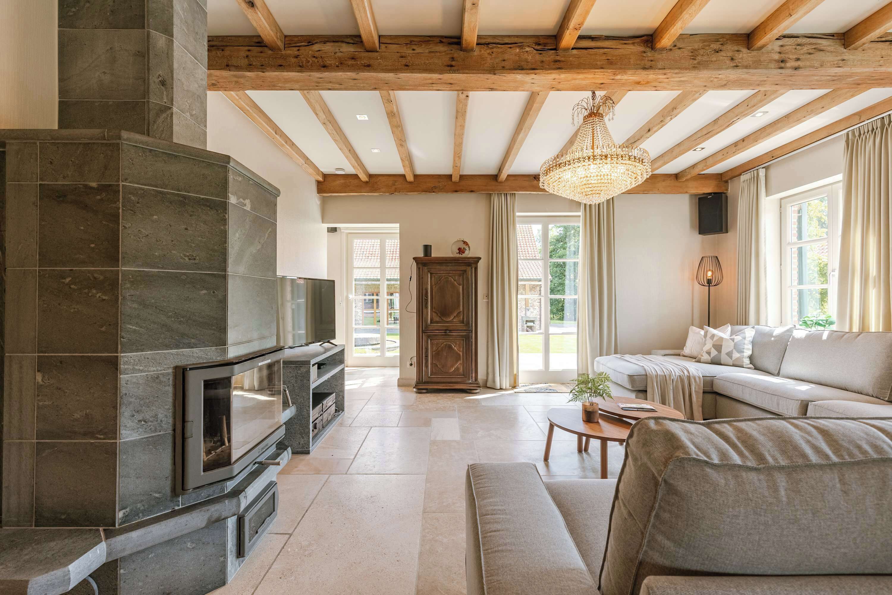 Televisor i oficines 