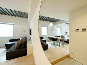 TV, offices - New Studio Apt in the City Center for 6Ppl (Naka Ward, Hiroshima)