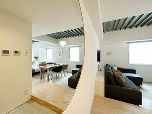 Télévision, espaces bureaux