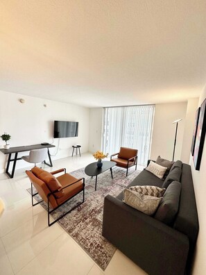 Televisión y oficina