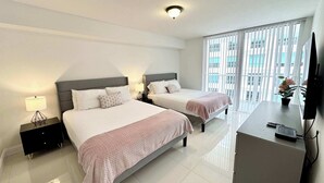 1 多间卧室、办公桌、熨斗/熨衣板、WiFi