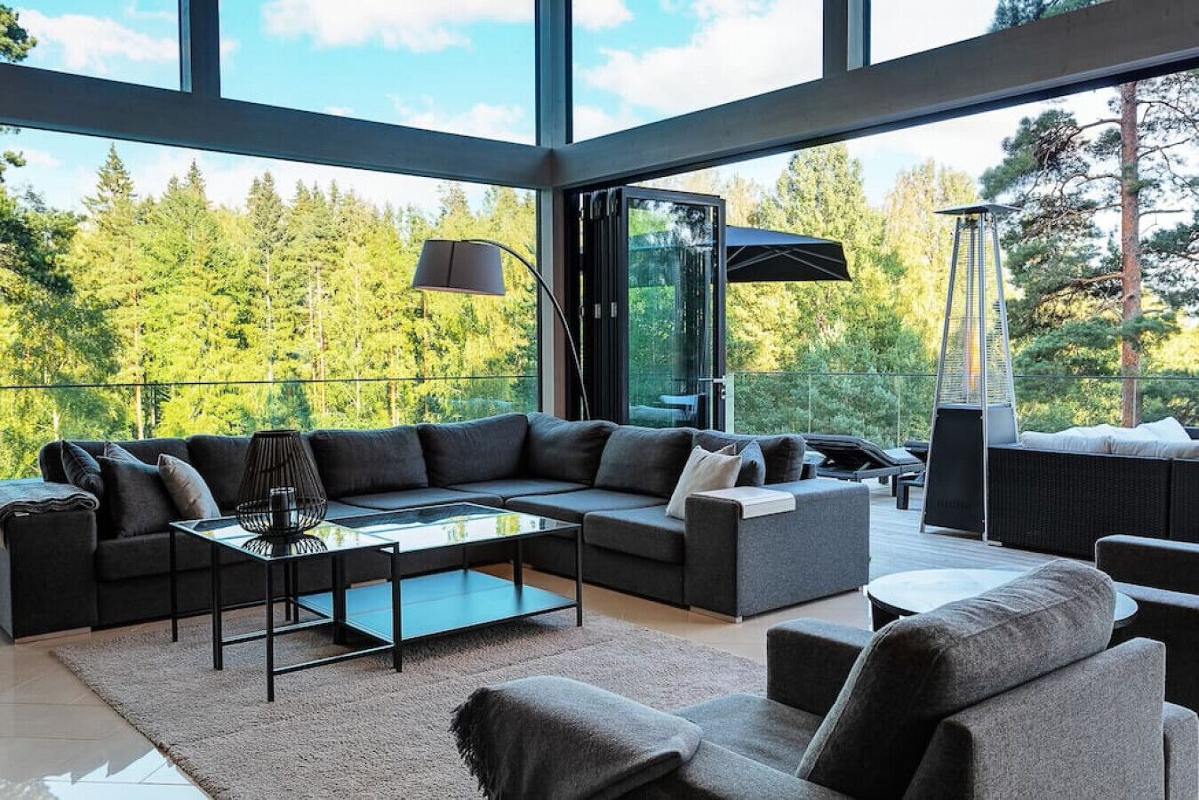 Televisio, takka, stereot